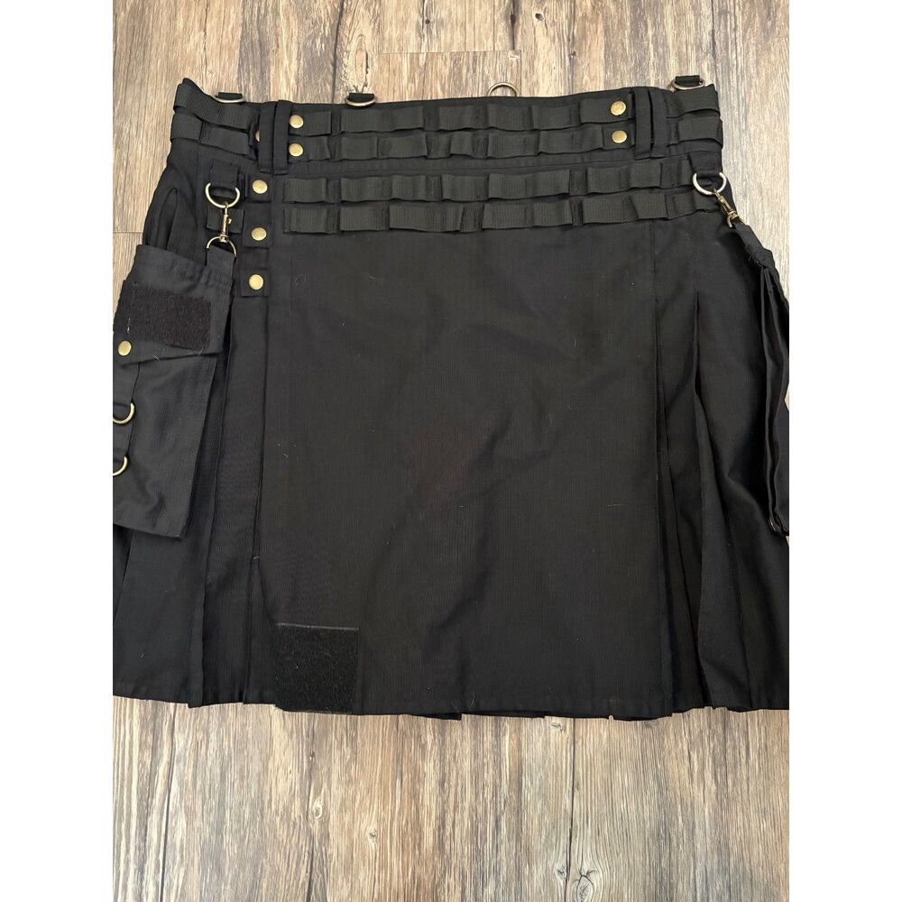 Damn Near Kilt 'Em Men's Tactical Utility Kilt X-Large XL - Picture 2 of 14